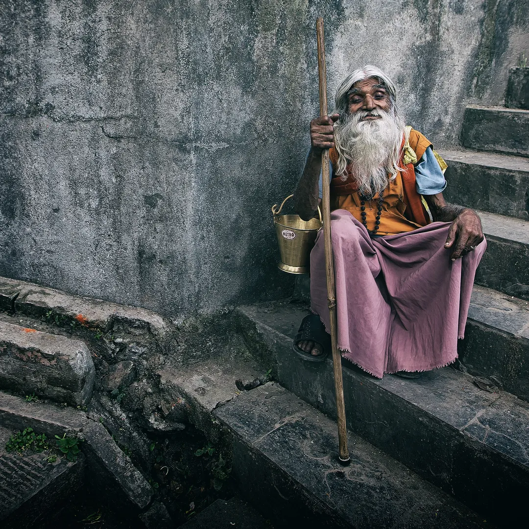 Being Righteous Automatically Makes You Betrayed