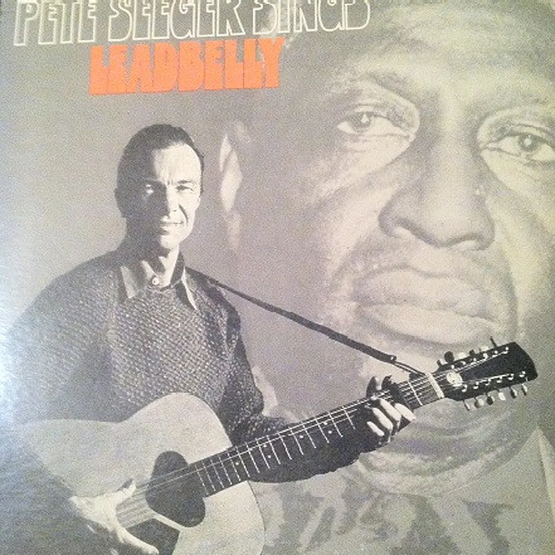 Pete Seeger Sings Leadbelly
